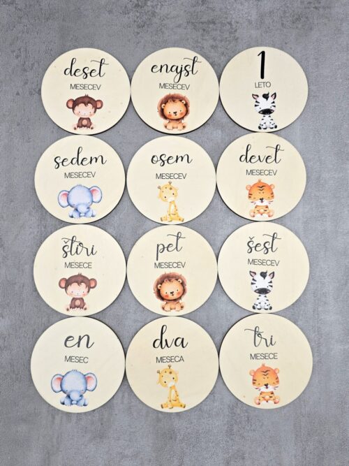 Leseni Milestone s safari živalicami